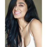 Deepti Sati Instagram - #Canon EOS R7 / Canon Adapter #Canon 50mm 1.4 EF / #Sigma 30mm 1.4 EF Lens. @aputureindia @amaran.lighting @canonindia_official @canonasia @canon_thailand #model #Actress @deeptisati #Ph #Vd @advait_vaidya Home