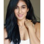 Deepti Sati Instagram - #Canon EOS R7 / Canon Adapter #Canon 50mm 1.4 EF / #Sigma 30mm 1.4 EF Lens. @aputureindia @amaran.lighting @canonindia_official @canonasia @canon_thailand #model #Actress @deeptisati #Ph #Vd @advait_vaidya Home