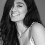 Deepti Sati Instagram - #Canon EOS R7 / Canon Adapter #Canon 50mm 1.4 EF / #Sigma 30mm 1.4 EF Lens. @aputureindia @amaran.lighting @canonindia_official @canonasia @canon_thailand #model #Actress @deeptisati #Ph #Vd @advait_vaidya Home