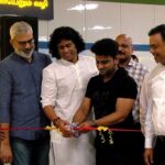 Devi Sri Prasad Instagram – It was an absolute pleasure to inaugurate d SCREENS at METRO STATIONS 4 IPL Matches..
😍🤟🏻
& ThankU #CMRL #ChennaetroRailwayLimited
 4 the special Metro Train Journey,showing me d whole operation..was so impressed wit d Punctuality,Safety & Comfort🙏🏻
International Standard..

Lets all use it more🚊

@mandolinrajesh