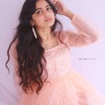 Devika Sanjay Instagram - lookinatchu👋 . styled by:@anjana_s_renjith outfit:@_aaraa___ pc:@_varunvinod