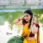 Dharsha Gupta Instagram - 💛💚அனைத்து தமிழ் மக்களுக்கும் மங்களகரமான தமிழ் புத்தாண்டு வாழ்த்துக்கள். வாழ்வும் வளமும் பெருகட்டும்💚💛 Costume- @ekantastudio Pic- @sathish_photography49