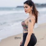 Dharsha Gupta Instagram - ❤️நீங்கள் எப்போதும் மகிழ்ச்சியாக இருக்கட்டும்! உங்கள் எதிரிகளுக்கு மிகப்பெரிய தண்டனை❤️ Pic- @sathish_photography49