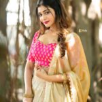 Dharsha Gupta Instagram - 💗அன்புடன் பேசுங்கள் அது உங்களை அழகாக்கும்💗 M&H- @murugeshmakeup_hair Costume- @sudhassignaturestudio Pic- @_niki_photographyy