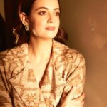 Dia Mirza Instagram - Work mode in @abrahamandthakore and @isharya 💚🦋🌏🌻 #SustainableFashion Styled by @theiatekchandaney Assisted by @jia.chauhan HMU @shraddhamishra8 Photos by @shivamguptaphotography Mumbai, Maharashtra