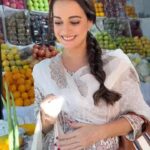 Dia Mirza Instagram - Over 5 trillion plastic bags are used world wide each year. Plastic has made it’s way into human organs, breast milk and placenta… Human health is at risk because of mismanaged plastic waste and a rise in plastic consumption. A good way to be a #solutiontoplasticpollution is to refuse all #singleuseplastics including single use #plasticbags. Buy unpackaged, seasonal and local vegetables and fruits to #BeatPlasticPollution. Changing our habits will go a long way! Let’s come together to ensure we restore the health of our planet and people 💙🦋🌏🕊️ #SDGs #ForPeopleForPlanet #GlobalGoals #ForNature #ClimateAction @unep @uninindia @unsdgadvocates @unitednations @undp Creative by @freishia Outfit @taavi_ 🙏🏻 India