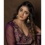 Dimple Hayathi Instagram - I can be a red and sweet chilli sauce at once . #purplered #dimplehayathi #ramabanamonmay5 Shot by - @_anupphotography Styling - @hersheyy05 Dress - @issadesignerstudio Makeup - @aruusmakeup Hair - @nagukasu