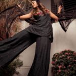 Dimple Hayathi Instagram - Can never pick just one! Outfit: @keerthikadireofficial Photography: @puchi.photography Makeup: @aruusmakeup Hair: @nagukasu . . . . . . . . #stylediaries #raamabaanam #peoplemediafactory #tollywood #styling #dimplehayathi #celebstyle