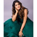 Dimple Hayathi Instagram - 🦚🎄☘️ #dimplehayathi