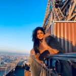 Dimple Hayathi Instagram - Giggling all the time .. 🙈🤷🏻‍♀️😅 #solotrip #vacation #paris #love #sunglow #dimplehayathi #selflove France, Paris