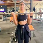 Dimple Hayathi Instagram - Being an actor I have to keep a check on my physical fitness, and my diet as well. I added pulp brew smoothies to my diet which became an add on to fullfill my daily vitamins , protein and mineral needs.They are refreshing and natural. Come join me in the pulp brew 21 day fitness challenge now and brew your health with me and pulp brew- Dimple Hayathi #dimplehayathi #pbbc #pulpbrew #brewhealth #dietplan #dietfood #actor #21dayschallenge #smoothiediet #smoothiedetox #myfitnessjourney #weightloss #postpregnancyweightloss #fitness #yoga #yogapractice