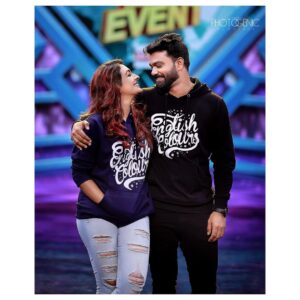 Durga Krishna Instagram - Star Magic @flowersonair 
With @arjunravindranofficial 
Wearing @englishcolours 
Styled by @soorajskofficial