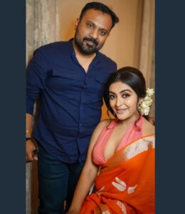 Durga Krishna Instagram - The most beautiful thing you can wear is confidence. @durgakrishnaartist 
A Onam Shoot pic for Vanitha Magazine ..

#vikasvksmakeupartist #celebritymakeupartist #malayalammakeupartist #celebritylookalike #actresslife #malayalamcinema #keralamakeupartist #keralabridalmakeup  #weddingmakeup  #durgakrishna

Pic @dop_sz__