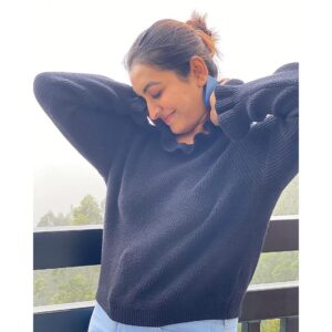 Durga Krishna Instagram - “In nature, nothing is perfect and everything is perfect. Trees can be contorted, bent in weird ways, and they are still beautiful” - Alice Walker

PC : @arjunravindranofficial 
Location : @chandysdrizzledrops 

#HolidayWithHubby