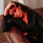 Dushara Vijayan Instagram - 🖤 . . . Shot by : @thememoryboat and team Makeup Artist : @renuka_mua Hair stylist : @puii_c_ammy Assistance : @prasanthpowar #styleinspo #style #fashion #black #sassy #whatiwear #stylestatement