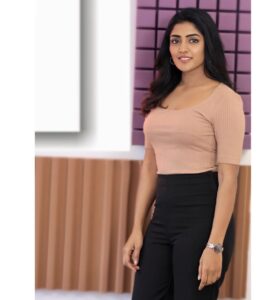 Eesha Rebba Instagram - Hey there😁