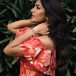 Eesha Rebba Instagram - What’s on my mind ? Clicked by @rohitnagsai Makeup : pavan Hair @durgarao_kvv