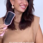 Elena Roxana Maria Fernandes Instagram - For a fuss and frizz free hair, I use the @tangleteezer hairbrush for a smooth blow dry. . . . . #tangleteezer #brush #product #beautyproduct #haircare #hair #hairbrush #tanglefree #beauty #shine #glam #smooth #pretty #fashion #accessories #everydayaccessories #hairstyle #instareels #reelitfeelit #reelkarofeelkaro