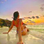 Elena Roxana Maria Fernandes Instagram - Sunsets! @kaanitours @kaanihotels @mohmd_xan #sunsets #sun #sea #beach #maldives #travel #glow #glowingskin #ocean #traveldiaries #bodypositivity #sunbath #instagood #instapic #island #swimwear #sunglasses #shoot #bliss #beautiful #sea #pretty #mood #ootd #outfitoftheday Kaani Palm Beach
