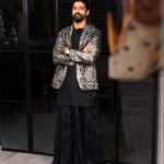 Farhan Akhtar Instagram - What a pleasure it was to be part of the opening of Mumbai’s biggest and grandest cultural centre, the @nmacc.india Congratulations to Nita Ambani and the Ambani family on creating a gold standard space for art and culture to be showcased. Also a huge shout out to the curators and creators of the incredible ‘India in fashion’ exhibit. Stunning work. And finally thank you @divyakdsouza @urvashikaur @aprajitatoorofficial @fusionandfashion07 @swapnil_pathare for putting together my look for the evening. ♥️ Images by @asusualunusual