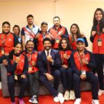 Farhan Akhtar Instagram - Such a pleasure meeting the Indian Women team and their coach representing us at the World Boxing Championship. When I asked them what can we do for you.. they said please ask people to send #aashirwad for us to perform our best. Would love for you to reply to this post with a message and your #aashirwad for our national team. ♥️ @bfi_official_ @aiba_official #worldboxingchampionship