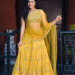 Faria Abdullah Instagram - Surajmukhi vibes🌻🌻🌻 Styled by @officialanahita Outfit: @arka_by_divya_kanigalupula Pic: @_anupphotography