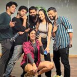Faria Abdullah Instagram - Missing the jingbang @thewhyldchild @shazebsheikh @thefreshestkind @janhavimotwani @iammohitbaid Choreography @shazebsheikh Video @scarface.j1 😭❤️ Studio @hydance.in