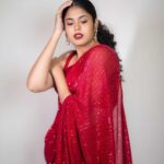 Faria Abdullah Instagram - 🍷 Styled by @officialanahita Saree: @thumkaofficial Pics: @they_call_me_keshu