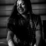 Faria Abdullah Instagram - Transparency is as difficult as secrecy. You choose what your day is going to be like. Candid moments with @thariqhussain Can’t thank you enough for this creative stimulation. 📷 @thariqhussain Assisted by @thewhyldchild