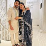 Gauahar Khan Instagram - Eid Mubarak ! ♥️ humari family ki taraf se aap sabon ki families ko . …. #alhamdulillah #baarakallahufiik Mumbai, Maharashtra