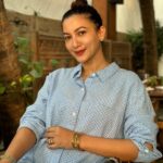 Gauahar Khan Instagram - Be ur own sunshine 🌞 Mumbai, Maharashtra