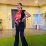 Gauahar Khan Instagram - @inreallovenetflix 🧡🖤 Also happy anniversary @rannvijaysingha @priankasingha ❤️ Outfit: @woolboxofficial Jewrellery: @qisbyashmeet Delhi, India