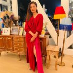 Gauahar Khan Instagram - Red hot ! ❤️‍🔥 ! #inreallove on @netflix_in Styling : @devs213 Assisted by @krutikaa_sharma Delhi, India