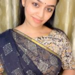 Gayathri Yuvraaj Instagram - 🖤🖤🖤