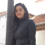 Gayathri Yuvraaj Instagram - My style speaks for myself . My @mvmt watch gives me the confidence of carrying any outfit for any occasion. You see, I wear my time. You can buy this watch from @mvmt @mvmtforher @flipkart #jointhemvmt #mvmt #mvmtwatches #ad