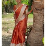 Gayathri Yuvraaj Instagram - Red ♥️ Saree @imon_arte_boutique Jewelry @sukraa_designs