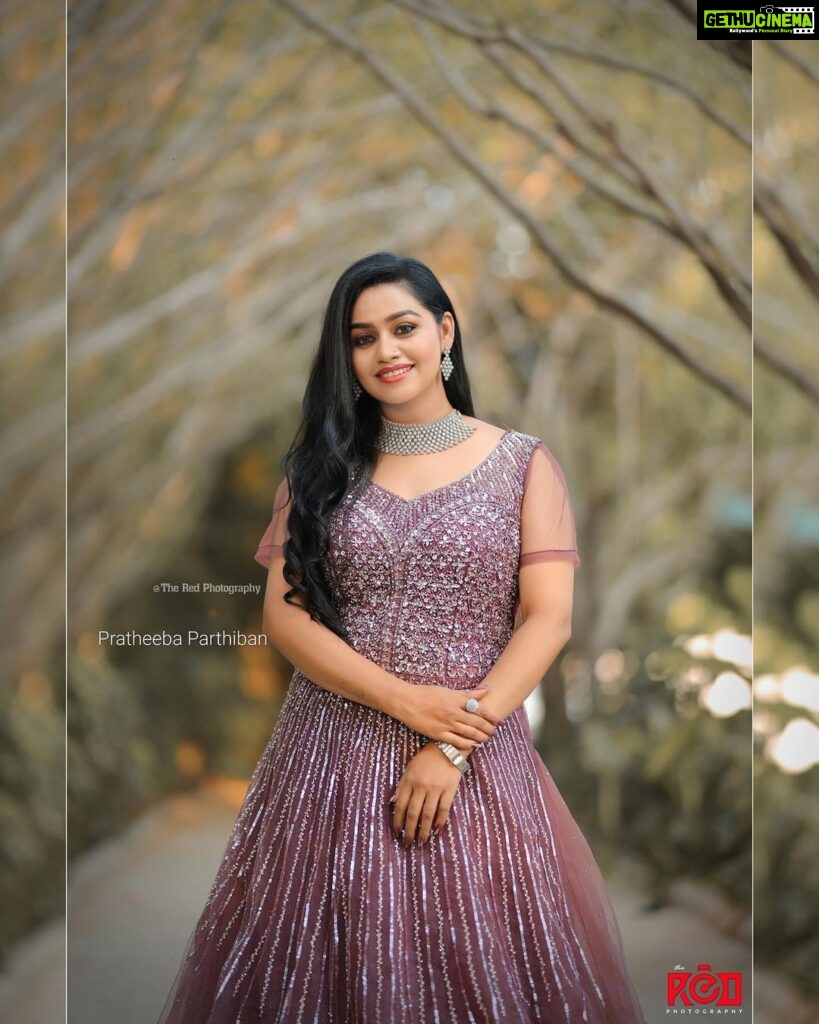 Actress Gayathri Yuvraaj HD Photos and Wallpapers September 2022