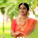 Gayathri Yuvraaj Instagram - Mua @sujitha_mua Photography @jd_firstclick Jewellery @littlefingers_bridal_jewellery Blouse @elitebridalstore Saree @shainbyshailuravi