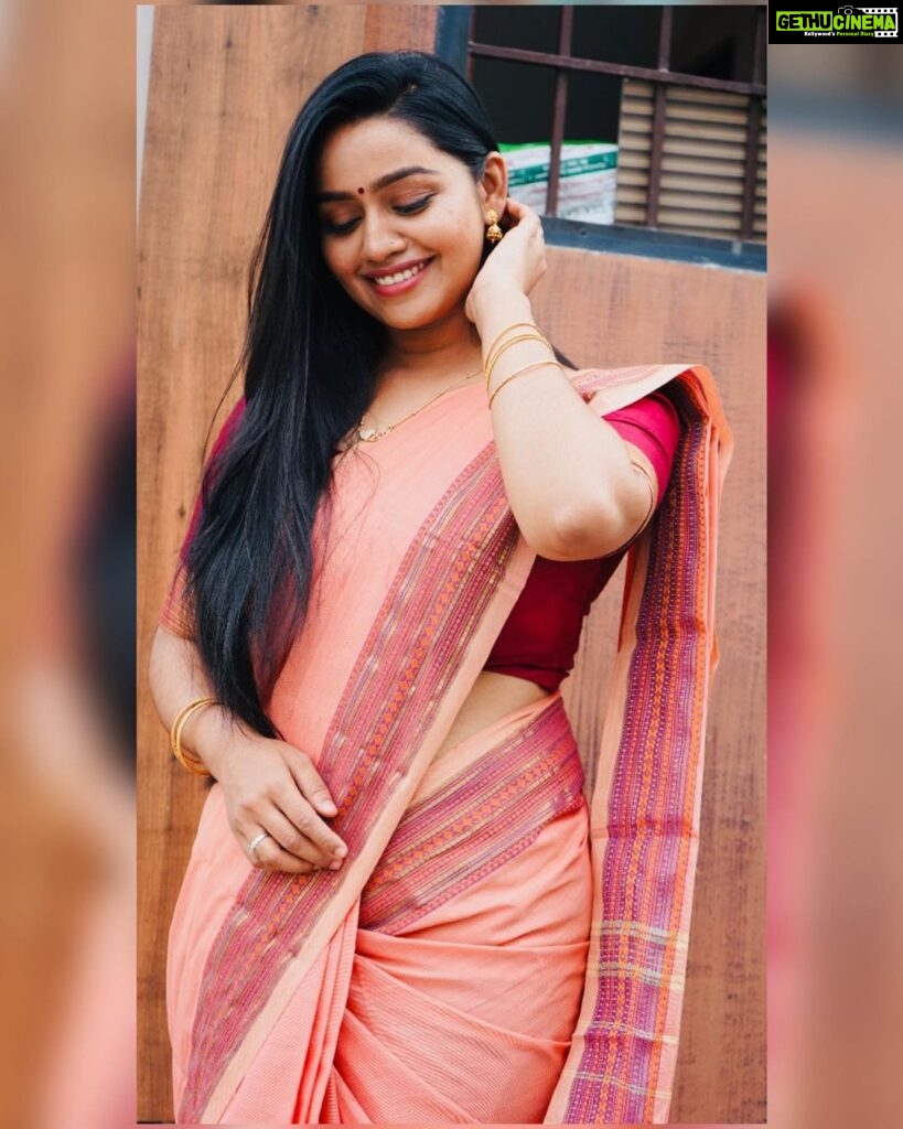 Actress Gayathri Yuvraaj HD Photos and Wallpapers July 2022