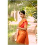 Gayathri Yuvraaj Instagram - Mua @sujitha_mua Photography @jd_firstclick Jewellery @littlefingers_bridal_jewellery Blouse @elitebridalstore Saree @shainbyshailuravi
