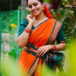 Gayathri Yuvraaj Instagram - 😍 Sarre @wear_n_shine.collection Blouse @abarnasundarramanclothing 📸 @danny_xo7 Edit @vijay_senthil_vel