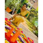 Gopika Anil Instagram - . Happy onam everyone ! Wishing a very happy and peaceful year ahead 🌸♥️ Pc- valyettan @rajeev_parameshwar . Ps- excuse the ladder behind me 🤪