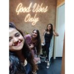 Gopika Anil Instagram - . Yaayyyy !!! Just good vibes only when these gals are around !😘😘 @__keerthana_anil__ @anshithaanji_official