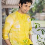 Gourab Roy Choudhary Instagram - i still remember our first eye contact..❤️❤️ Wardrobe @bohurupi_santiniketan ❤️ TEAM… WISEDUCK ❤️