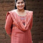 Grace Antony Instagram - 🍂 . . . . 📸 @lebison_gopi . . . . . . . . . #graceantony #malayalamactress #nadan #churidar #character