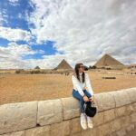 Hansika Motwani Instagram - Standing tall, like the pyramids 🇪🇬 Pyramids Giza, Egypt