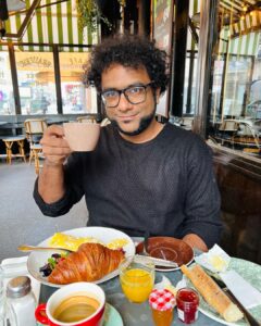 Haricharan Instagram - Thank you Oberhausen & Paris!! You guys were amazing. 

Onto croissants and baguettes ! 

See you all soon in London at the OVO Wembley arena on April 7th. 

#HighOnU1 #Haricharan #BonjourParis