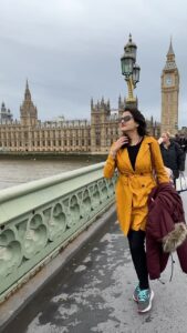 Harika Narayan Instagram - A day in London🇬🇧
.
.
.
#traveldiaries #london #gratitude #loveandpeace