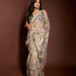 Hebah Patel Instagram - 👗 : @officialanahita @deepthiganeshlabel 💎 : @adornablesbysonalimehra 📸 : @kalyanyasasvi 💄: @makeupbyramakrishna @vijjireddyskht