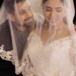Hussain Dalal Instagram - Happy half anniversary @zeebamiraie ♥️ thank you for marrying me, from the photos it’s evident, tune meri life bana di ! Alhamdolillah!!! #mashaallah #amantobillah 🧿🧿🧿🧿🧿
